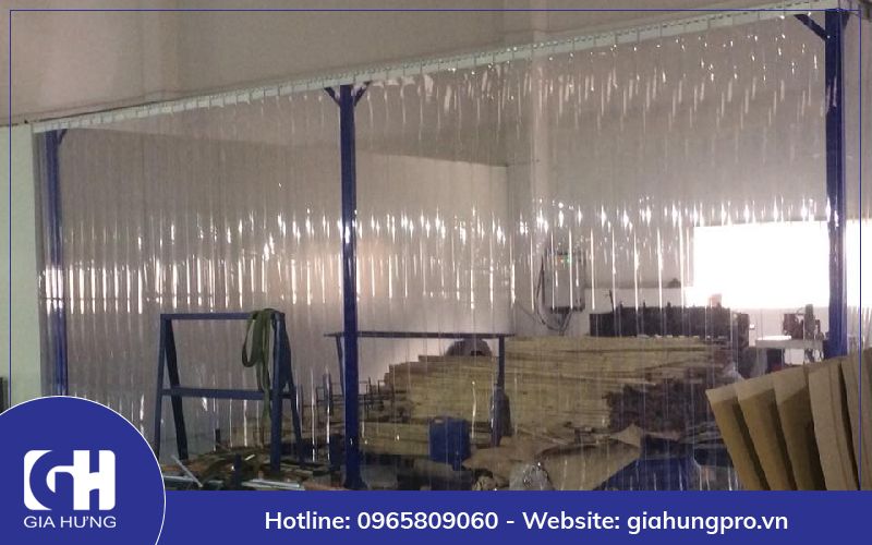 Cách vệ sinh rèm nhựa PVC sạch sẽ, nhanh chóng Cách vệ sinh rèm nhựa PVC sạch sẽ, nhanh chóng